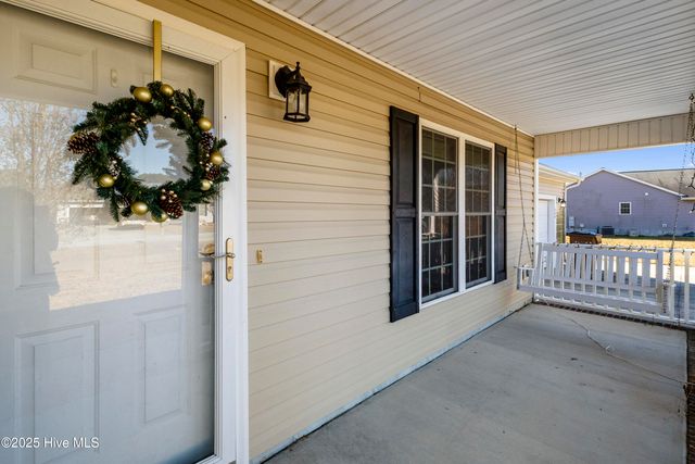 305 Murphy Drive, Jacksonville, NC 28540