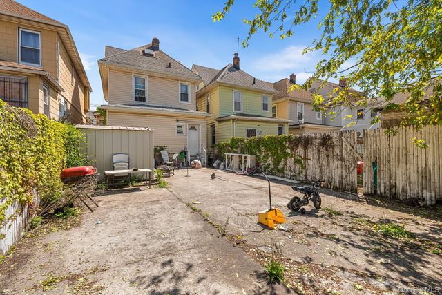 10138 131st Street, Richmond Hill S., NY 11419
