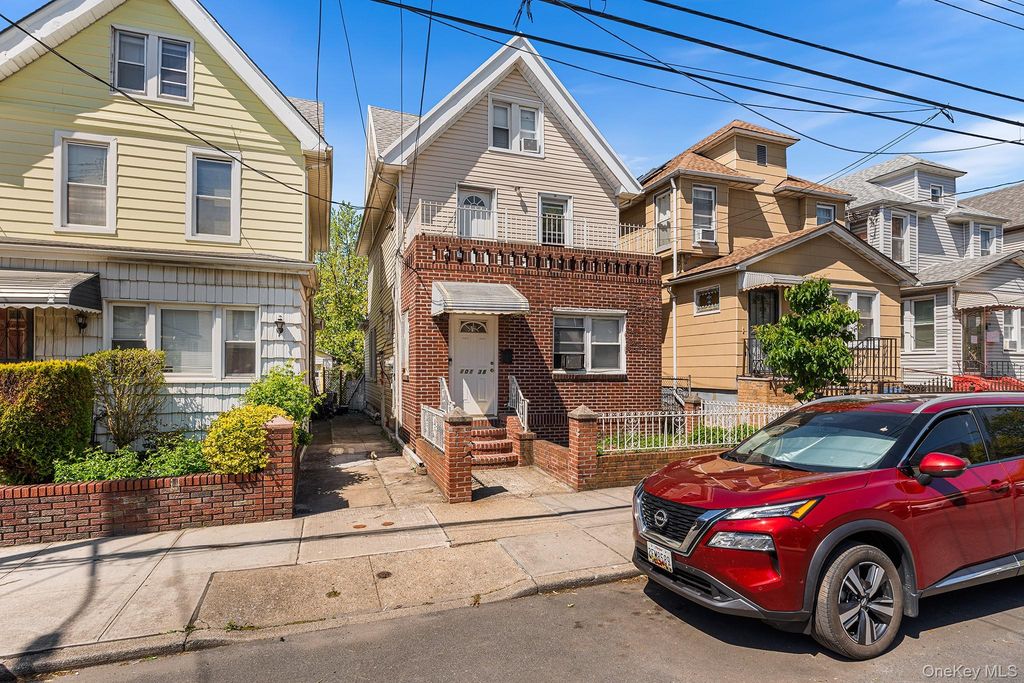 10138 131st Street, Richmond Hill S., NY 11419