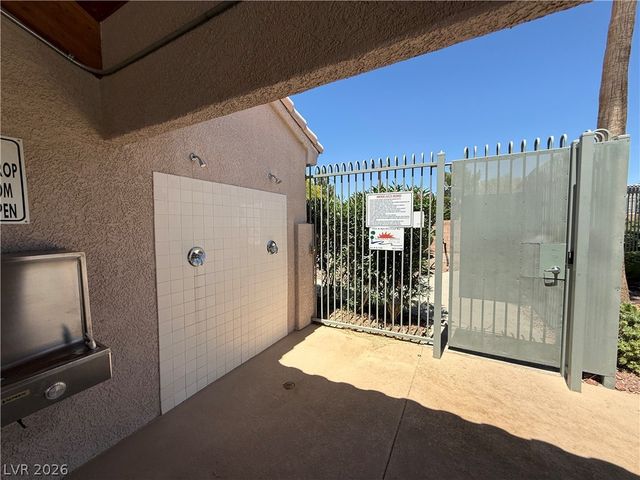 517 Crumpler Place, Henderson, NV 89052