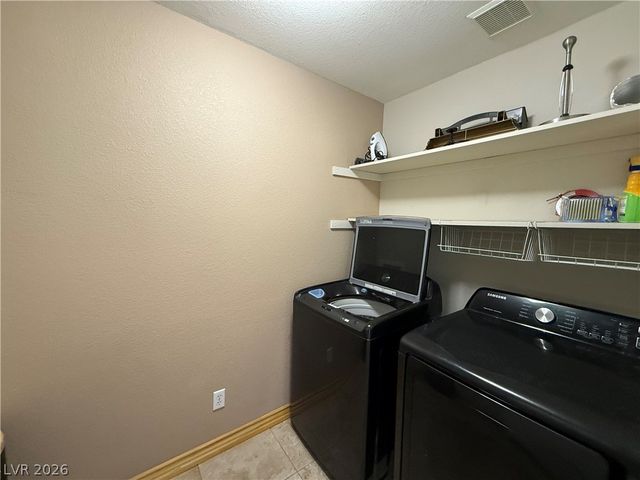 517 Crumpler Place, Henderson, NV 89052