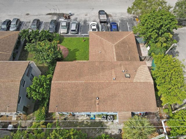 3440 NE 16th Terrace 1-4, Pompano Beach, FL 33064