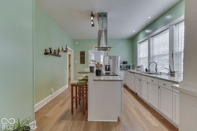 909 E 42nd Street, Indianapolis, IN 46205