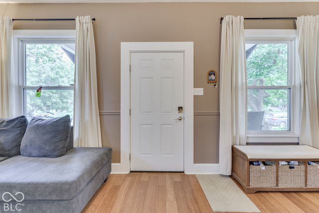 909 E 42nd Street, Indianapolis, IN 46205