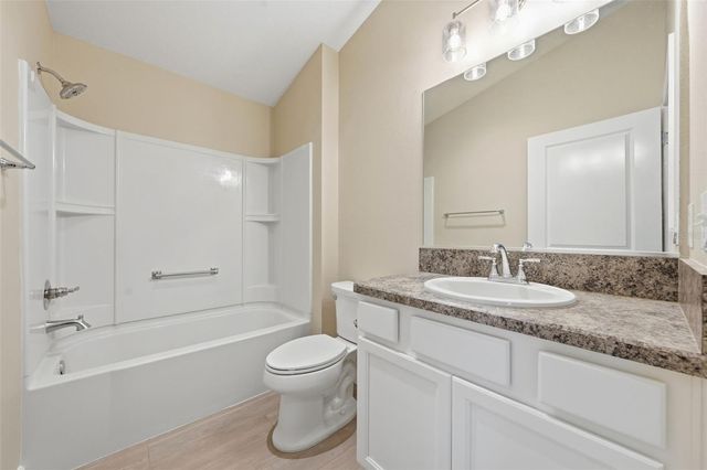 302 ZINGALE LANE, The Villages, FL 32163