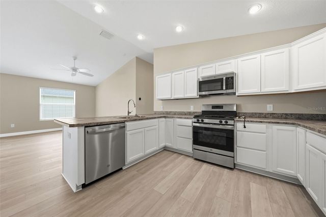 302 ZINGALE LANE, The Villages, FL 32163