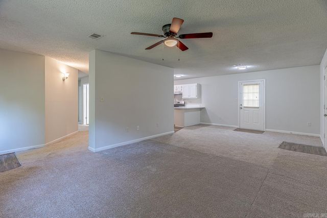 522 E Philadelphia Rd, Jonesboro, AR 72401