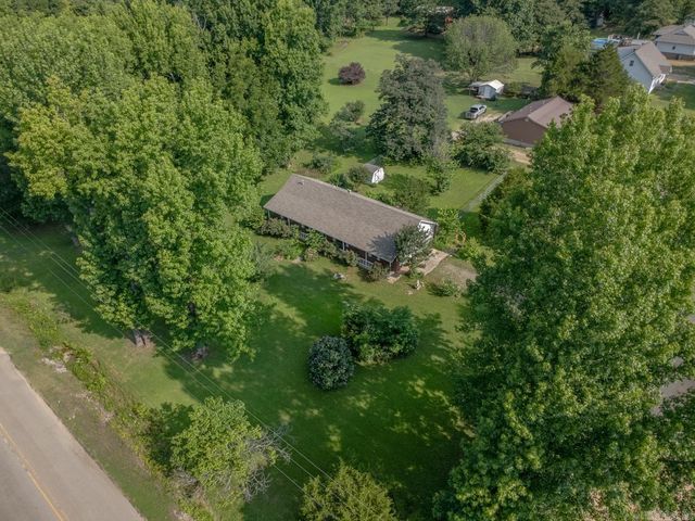 522 E Philadelphia Rd, Jonesboro, AR 72401