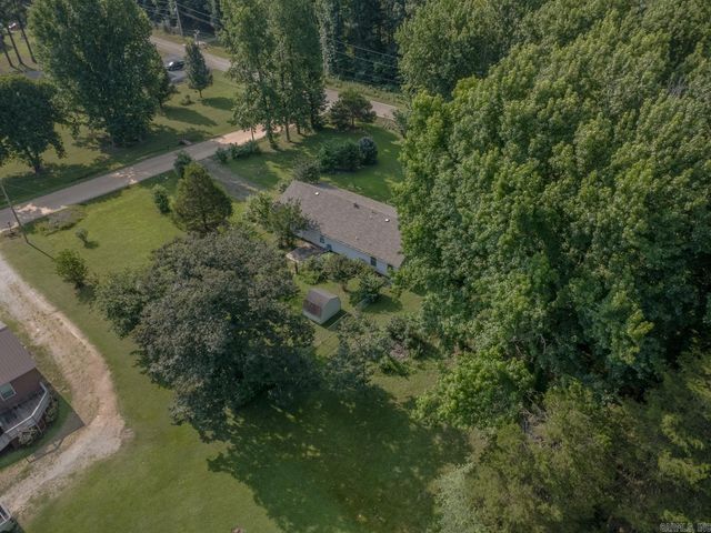 522 E Philadelphia Rd, Jonesboro, AR 72401