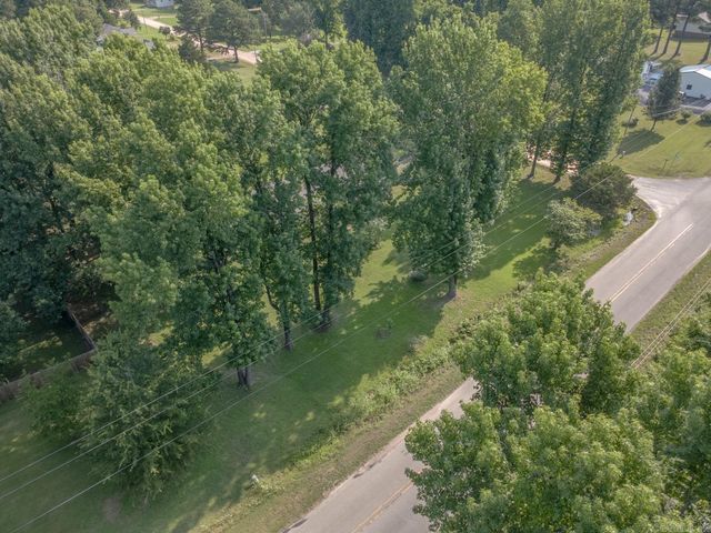 522 E Philadelphia Rd, Jonesboro, AR 72401