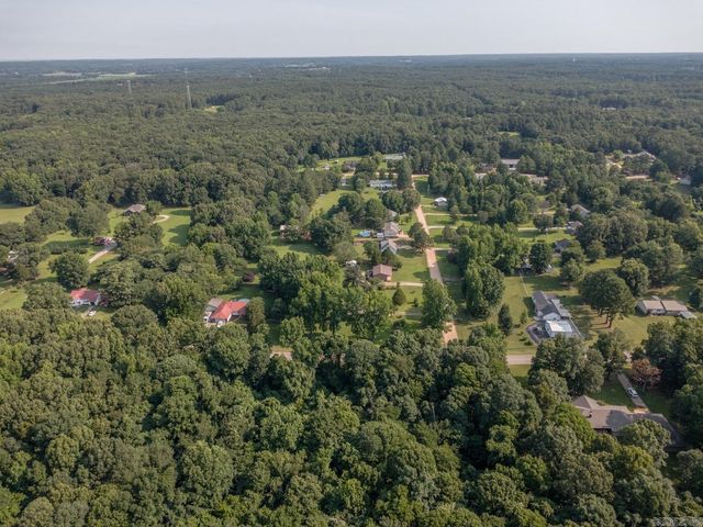 522 E Philadelphia Rd, Jonesboro, AR 72401
