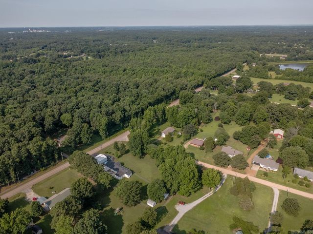 522 E Philadelphia Rd, Jonesboro, AR 72401