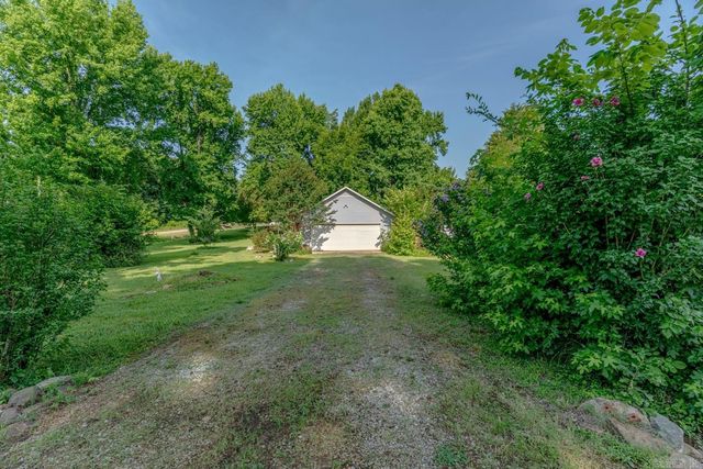 522 E Philadelphia Rd, Jonesboro, AR 72401