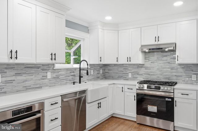 7940 OAKWOOD RD, Glen Burnie, MD 21061