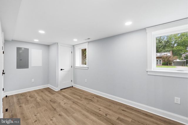 7940 OAKWOOD RD, Glen Burnie, MD 21061