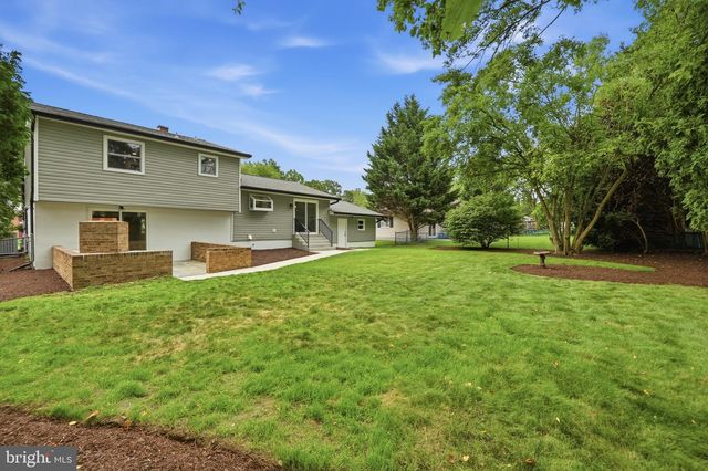 7940 OAKWOOD RD, Glen Burnie, MD 21061