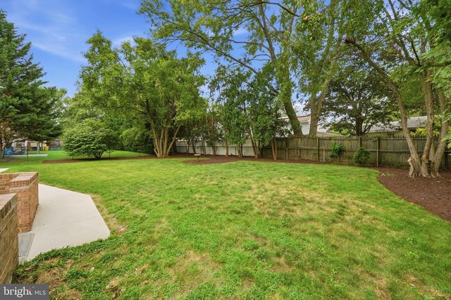 7940 OAKWOOD RD, Glen Burnie, MD 21061