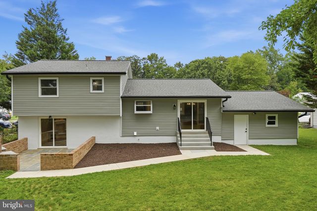 7940 OAKWOOD RD, Glen Burnie, MD 21061