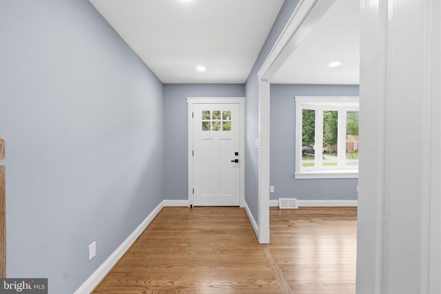 7940 OAKWOOD RD, Glen Burnie, MD 21061