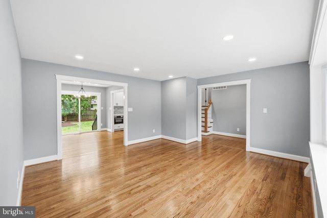 7940 OAKWOOD RD, Glen Burnie, MD 21061
