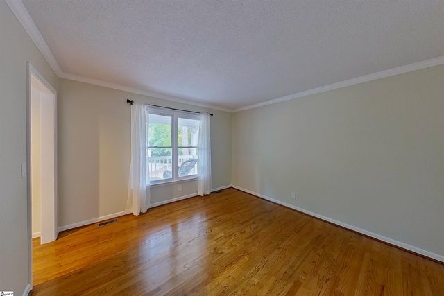 116 Forest Drive, Woodruff, SC 29388