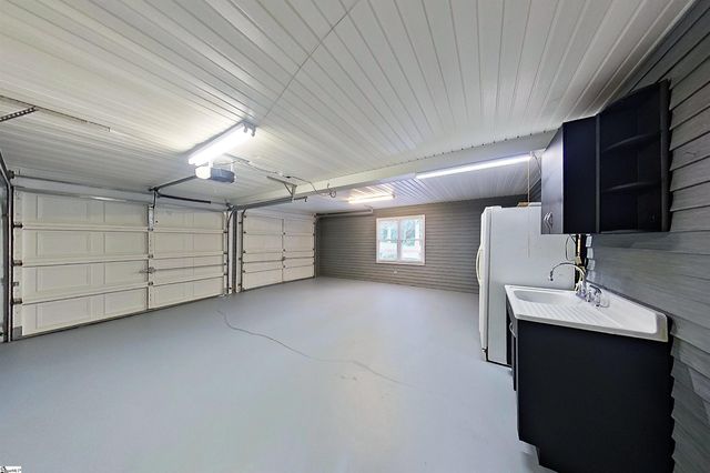 116 Forest Drive, Woodruff, SC 29388