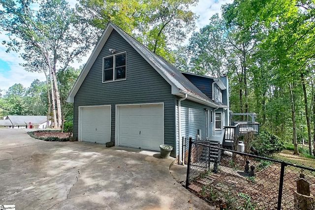116 Forest Drive, Woodruff, SC 29388