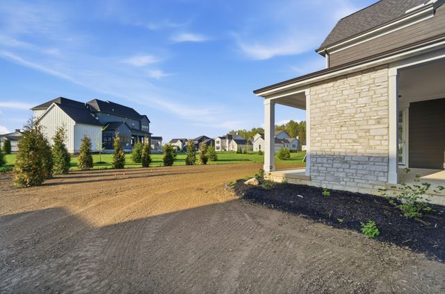 8211 Canopy Glen Drive, Plain City, OH 43064
