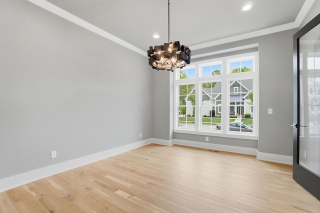 8211 Canopy Glen Drive, Plain City, OH 43064