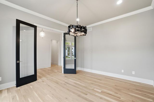 8211 Canopy Glen Drive, Plain City, OH 43064