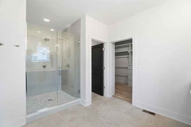 8211 Canopy Glen Drive, Plain City, OH 43064