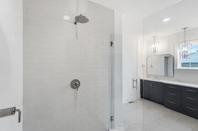 8211 Canopy Glen Drive, Plain City, OH 43064