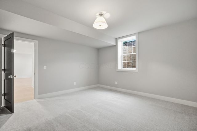 8211 Canopy Glen Drive, Plain City, OH 43064