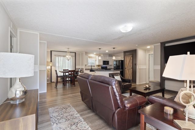 1209 Railroad Dr., Conway, SC 29527