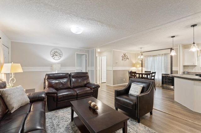 1209 Railroad Dr., Conway, SC 29527