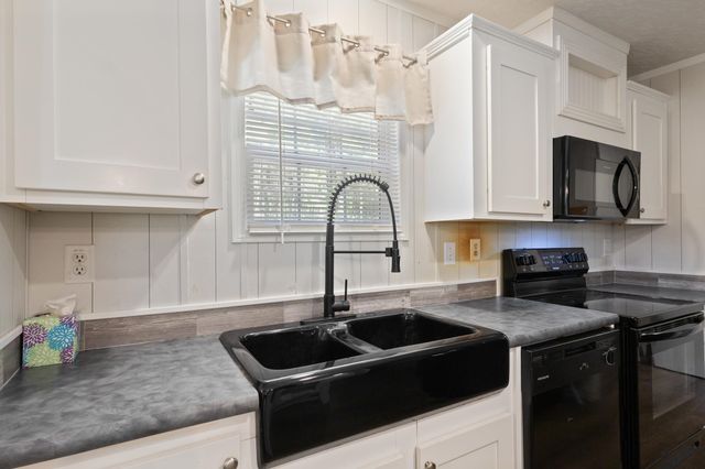 1209 Railroad Dr., Conway, SC 29527