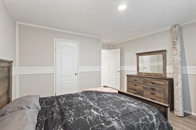 1209 Railroad Dr., Conway, SC 29527