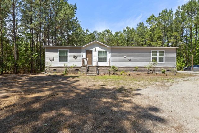 1209 Railroad Dr., Conway, SC 29527