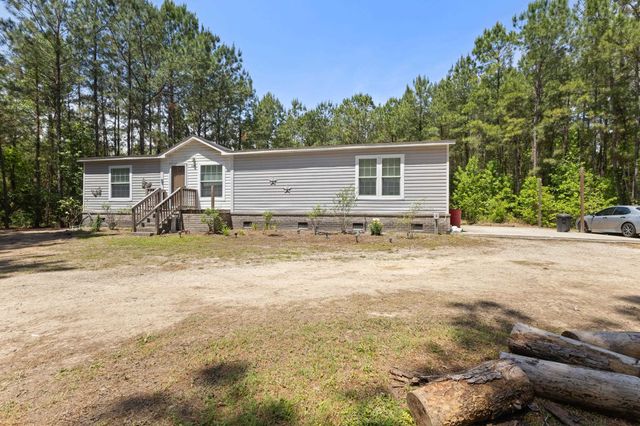 1209 Railroad Dr., Conway, SC 29527