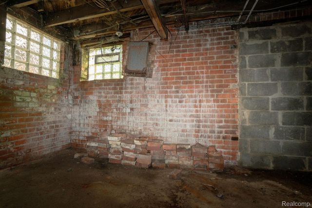 7250 Saint Paul Street, Detroit, MI 48214