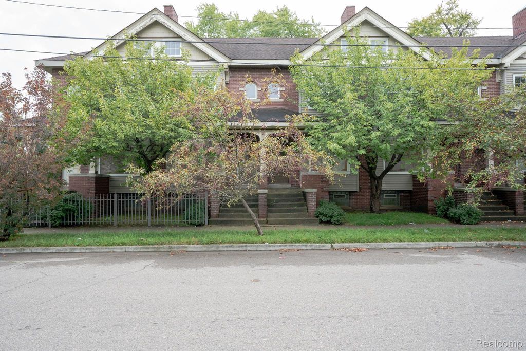 7250 Saint Paul Street, Detroit, MI 48214