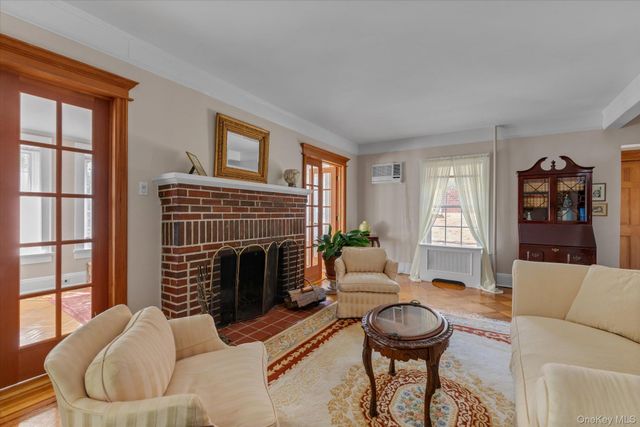 166-15 33rd Avenue, Flushing, NY 11358