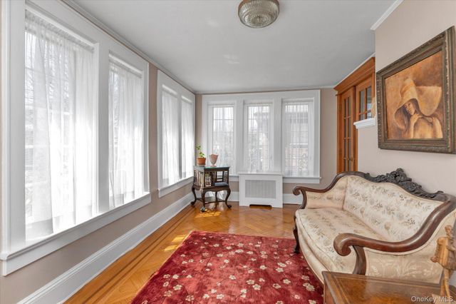 166-15 33rd Avenue, Flushing, NY 11358