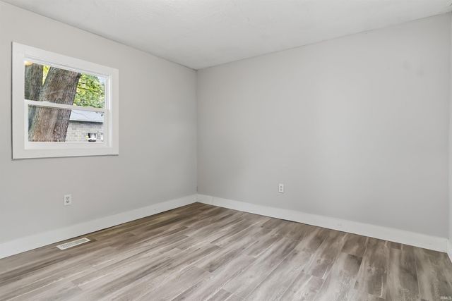 304 S 1st Street, Van Buren, IN 46991