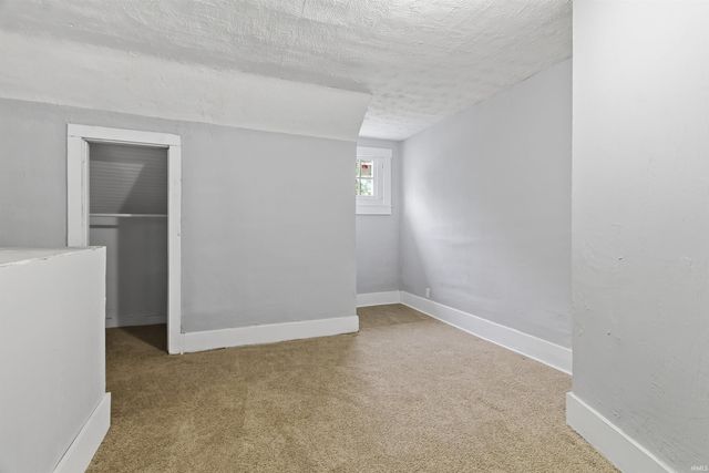 304 S 1st Street, Van Buren, IN 46991