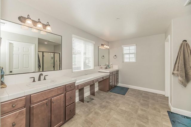 6805 W Fir Avenue, Fresno, CA 93722
