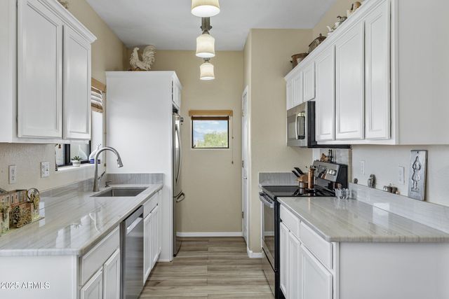 13818 N SAGUARO Boulevard 201, Fountain Hills, AZ 85268