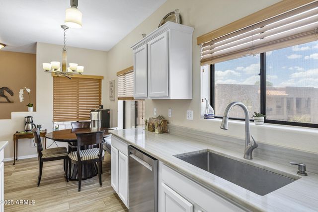 13818 N SAGUARO Boulevard 201, Fountain Hills, AZ 85268