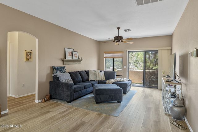 13818 N SAGUARO Boulevard 201, Fountain Hills, AZ 85268