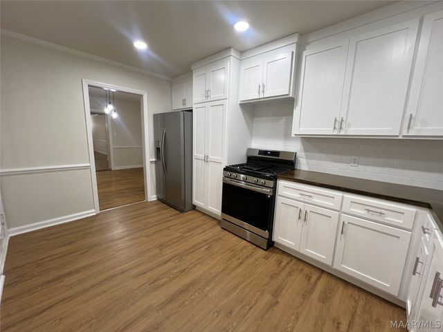 3581 Honeysuckle Road, Montgomery, AL 36109